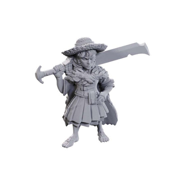 PF Mini (W23): Female Halfling Magus