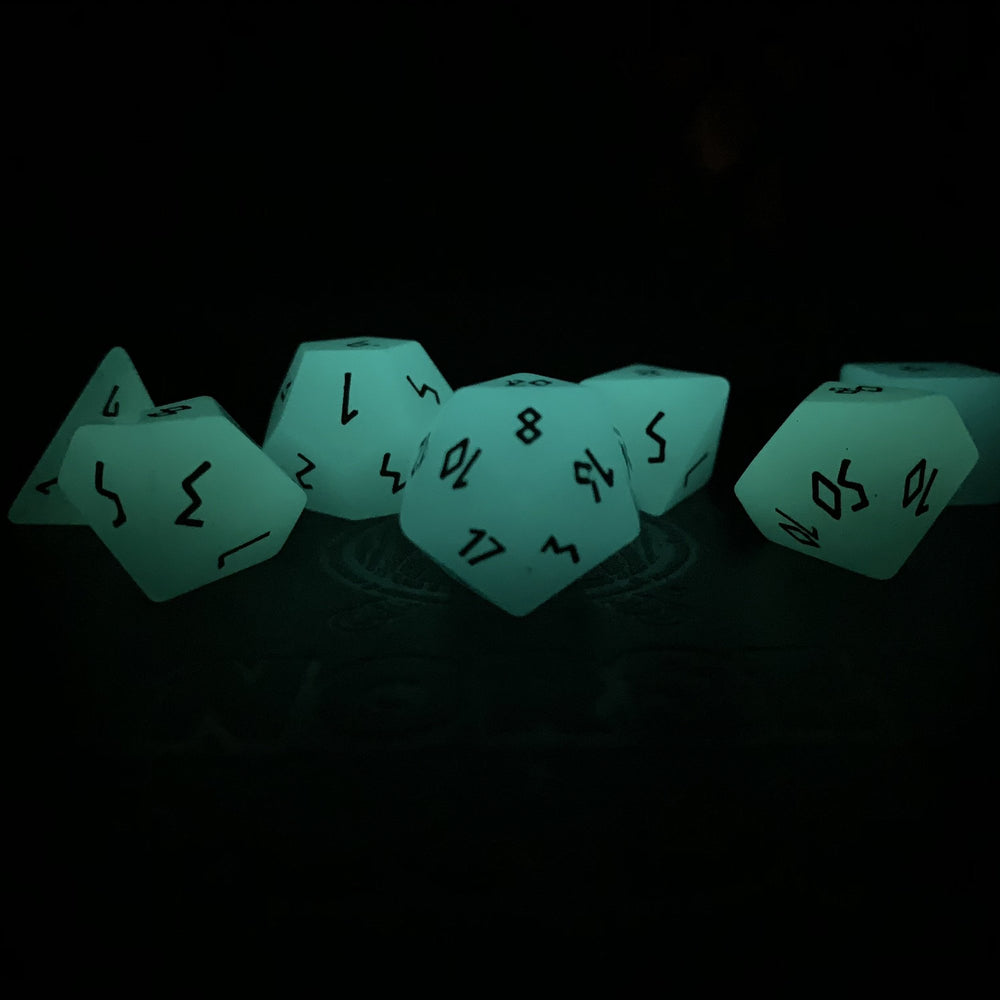 Gemstone Dice: Glow Stone Aqua