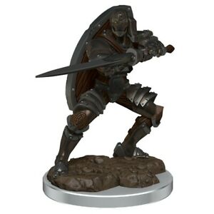 D&D Premium Painted Mini: Male Warforged Fighter